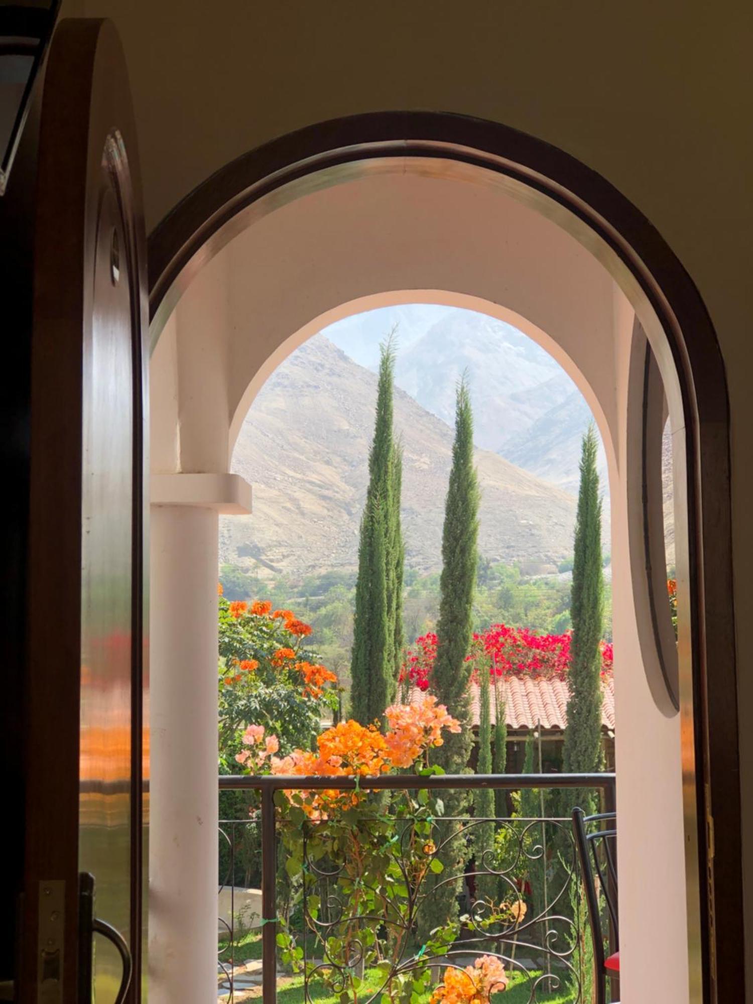 Casa Hotel Mamaluna Лунауана Экстерьер фото